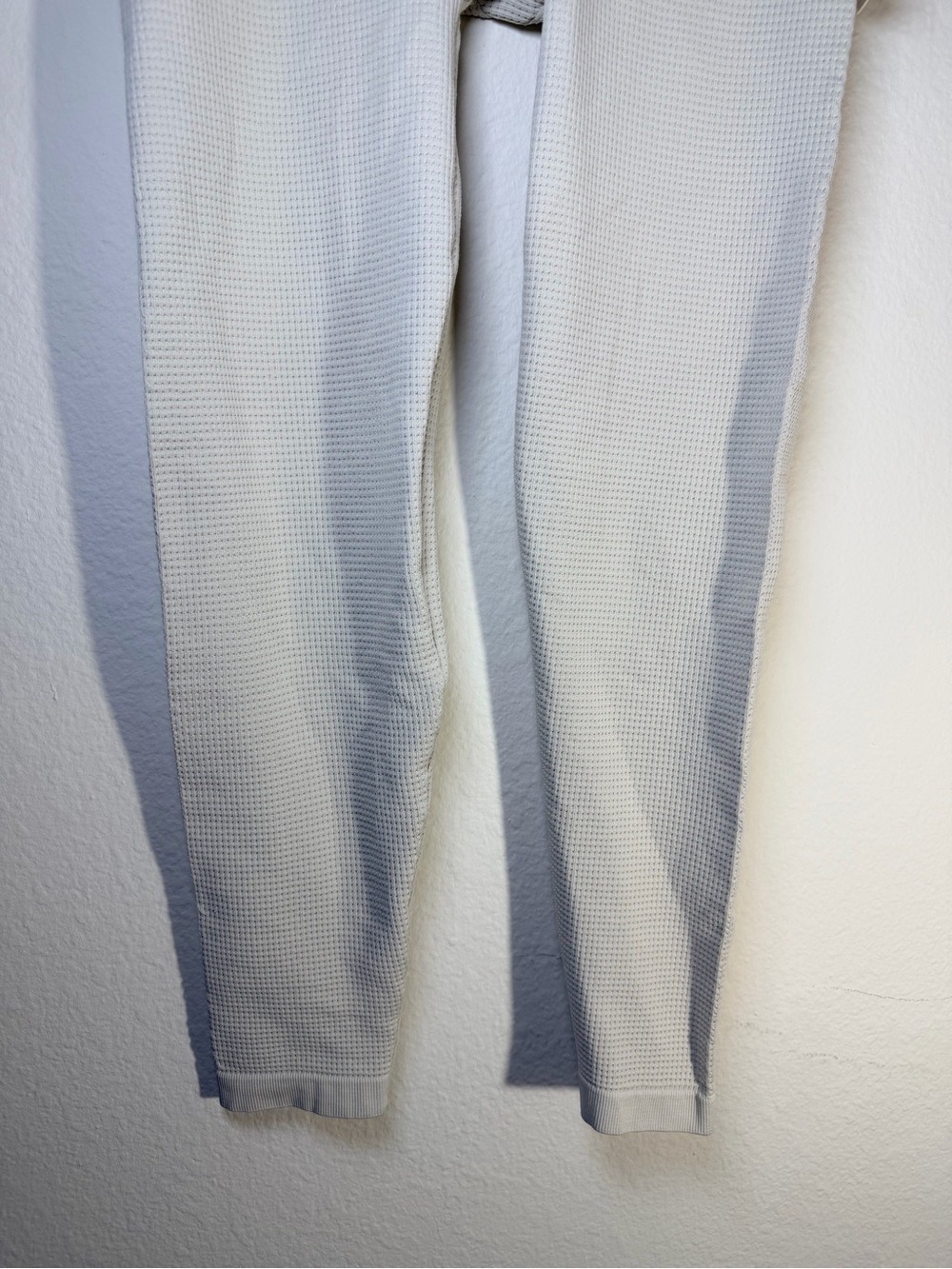 Vuori Waffle Seamless Legging Ecru NWT Large VW4085 - Picture 6 of 8